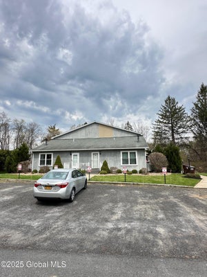3 SALEM CT # 3D, ALBANY, NY 12203 - Image 11322ec98ca1cf1ff31b1b097d4c2361/3239810399