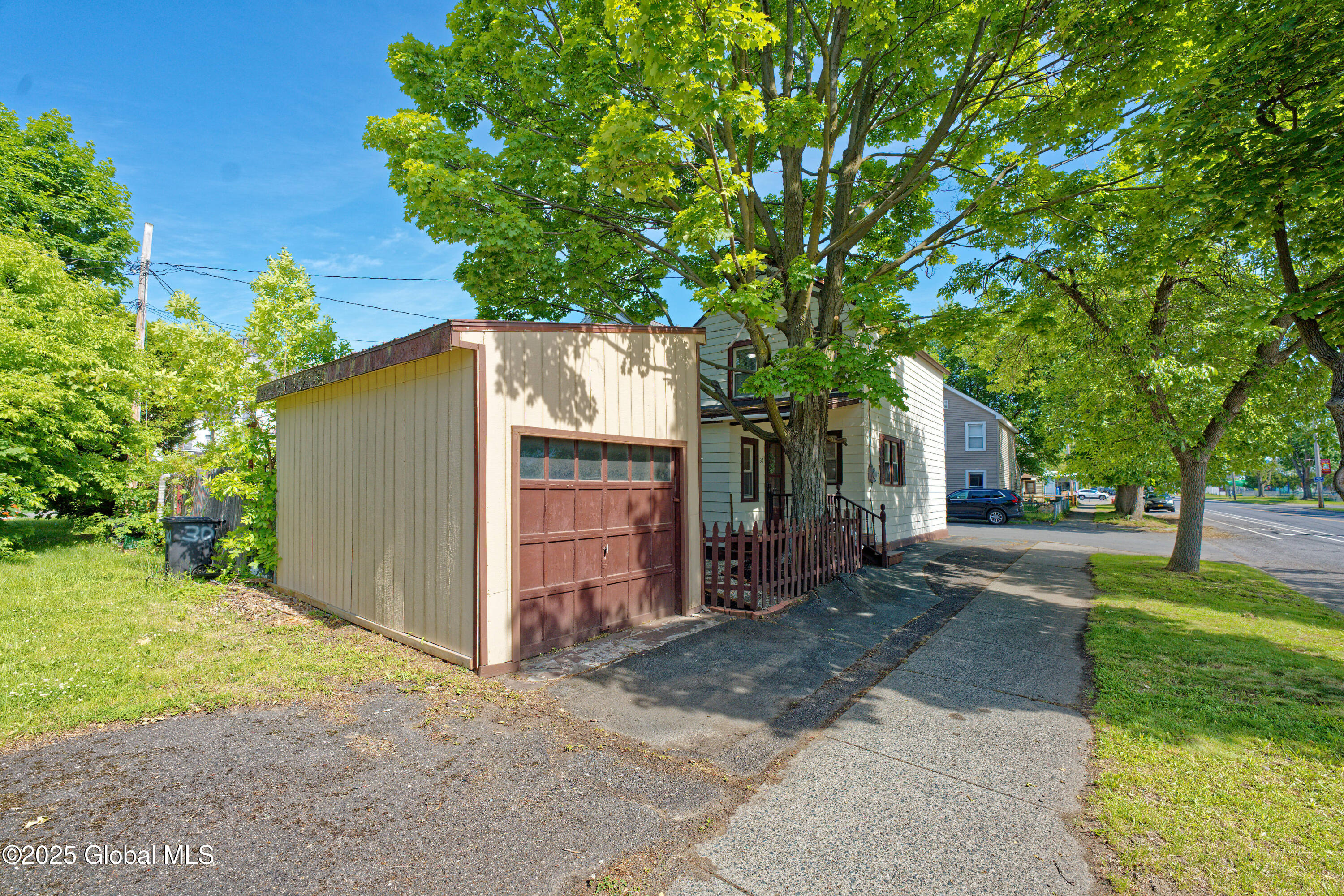 30 Andrewsville Court, Watervliet, New York image 22