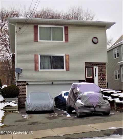 Multifamily For Sale - 829-831 Salina Street<br/> Schenectady County, Schenectady, NY 12308
