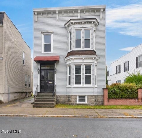 Photo for 1516 3rd Avenue