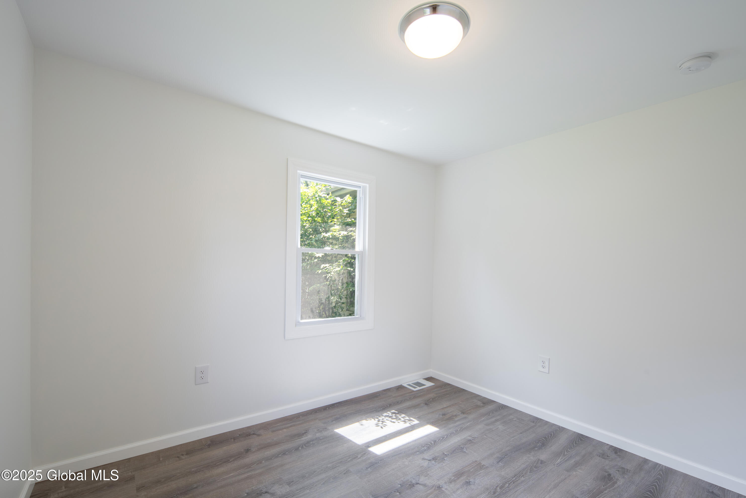 135 Freemans Bridge Road, Glenville, New York image 20