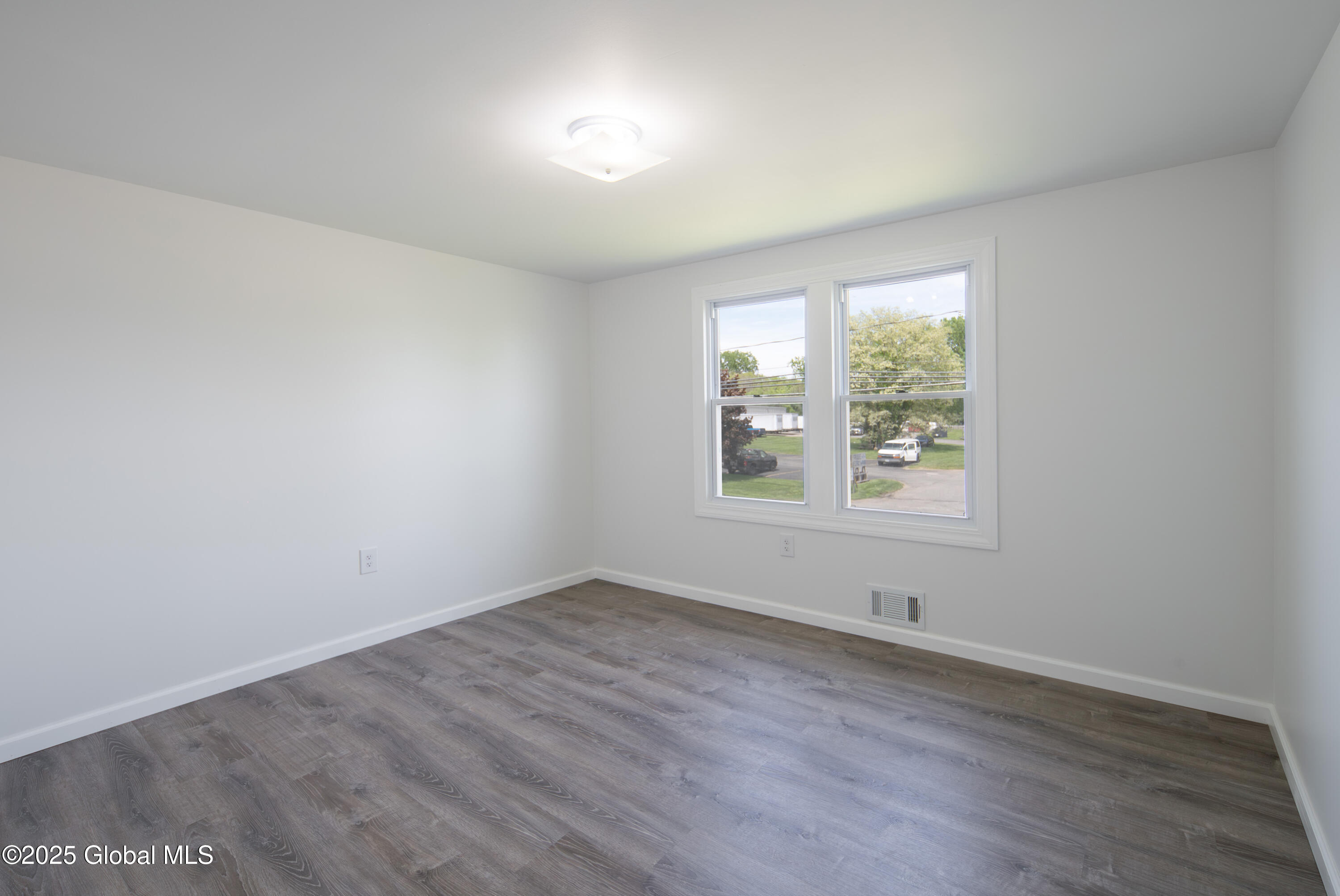 135 Freemans Bridge Road, Glenville, New York image 30