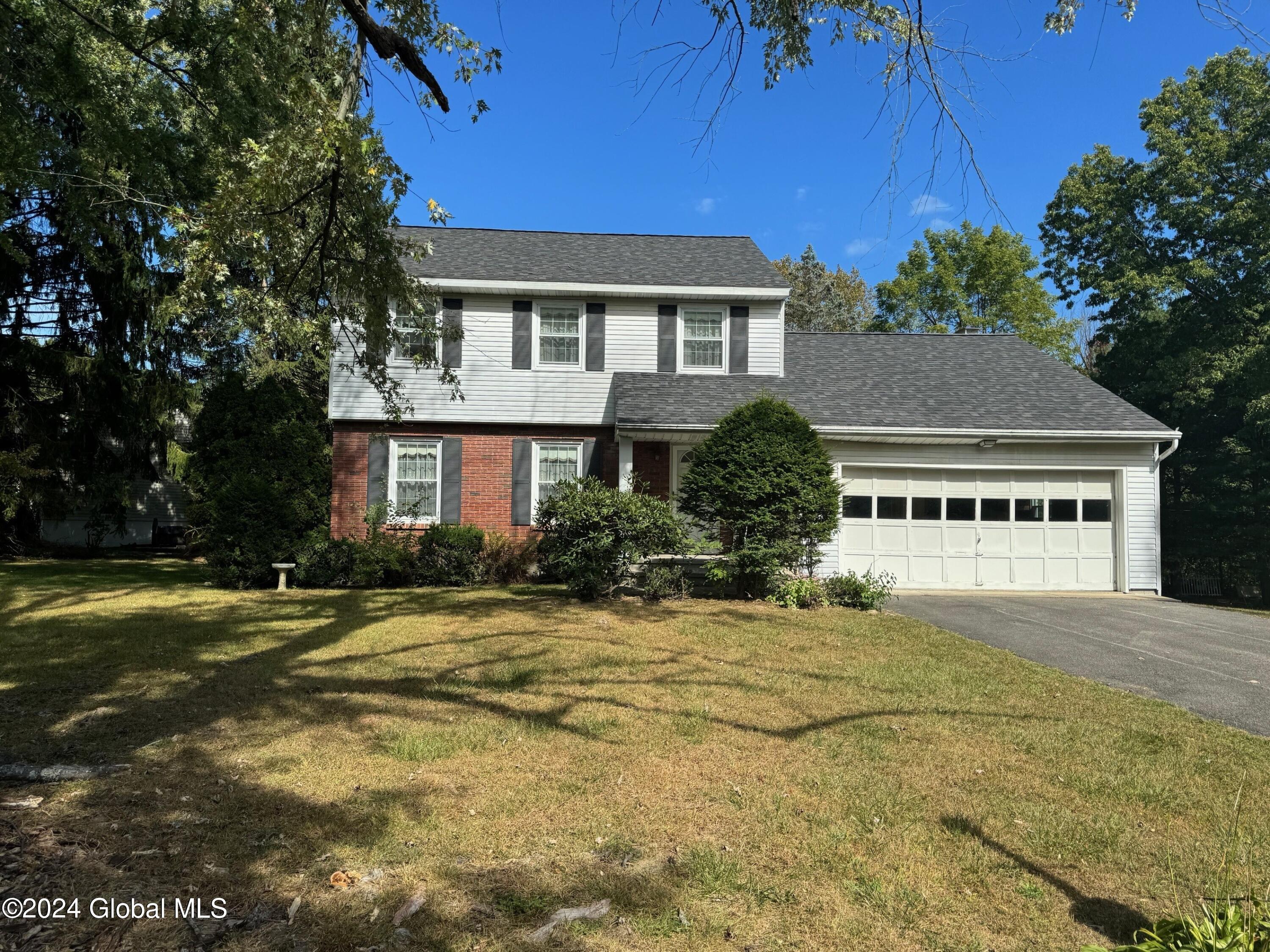 4011 Buckingham Drive, Niskayuna, New York image 1