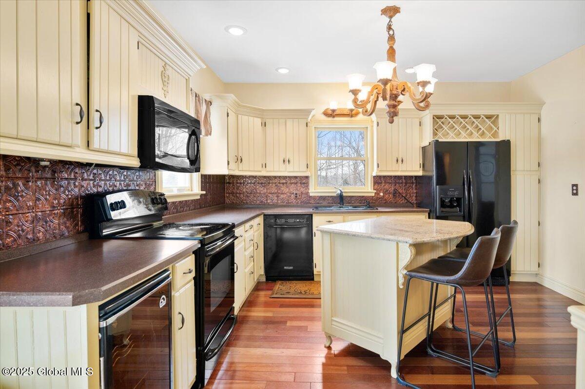 936 Bay Road, Queensbury, New York image 11