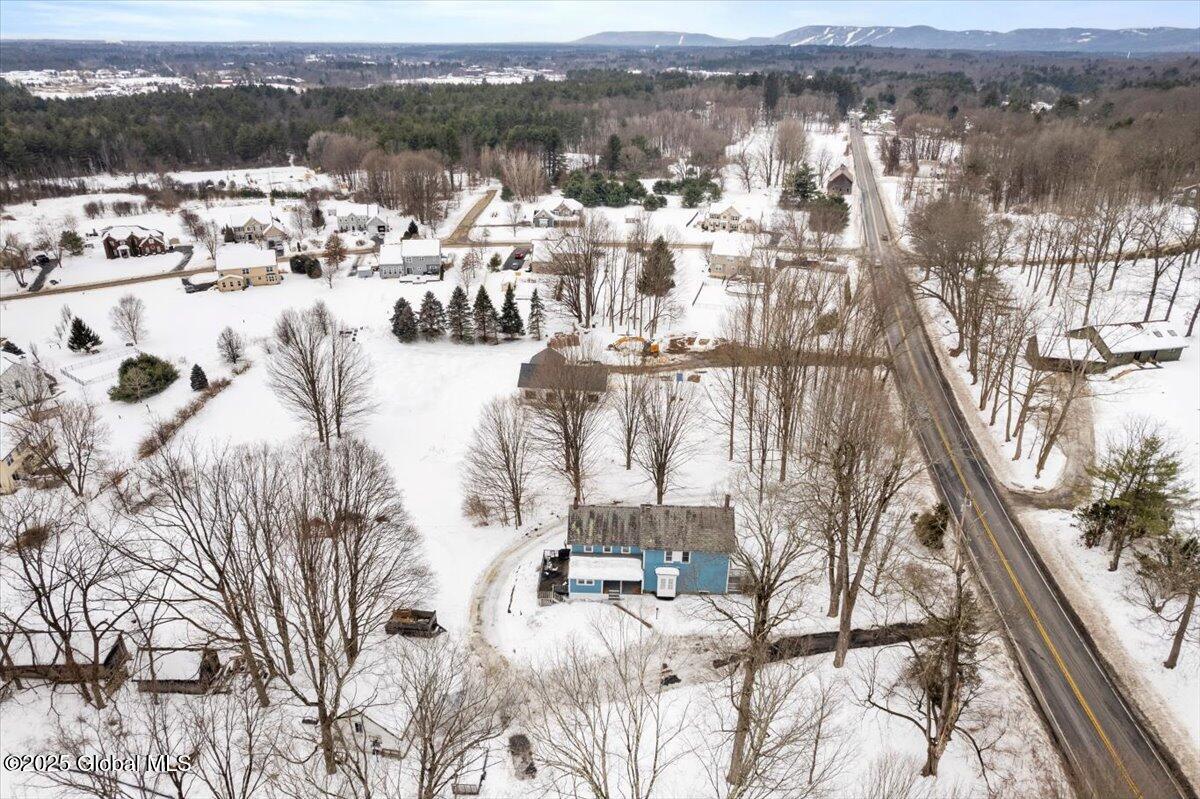 936 Bay Road, Queensbury, New York image 37