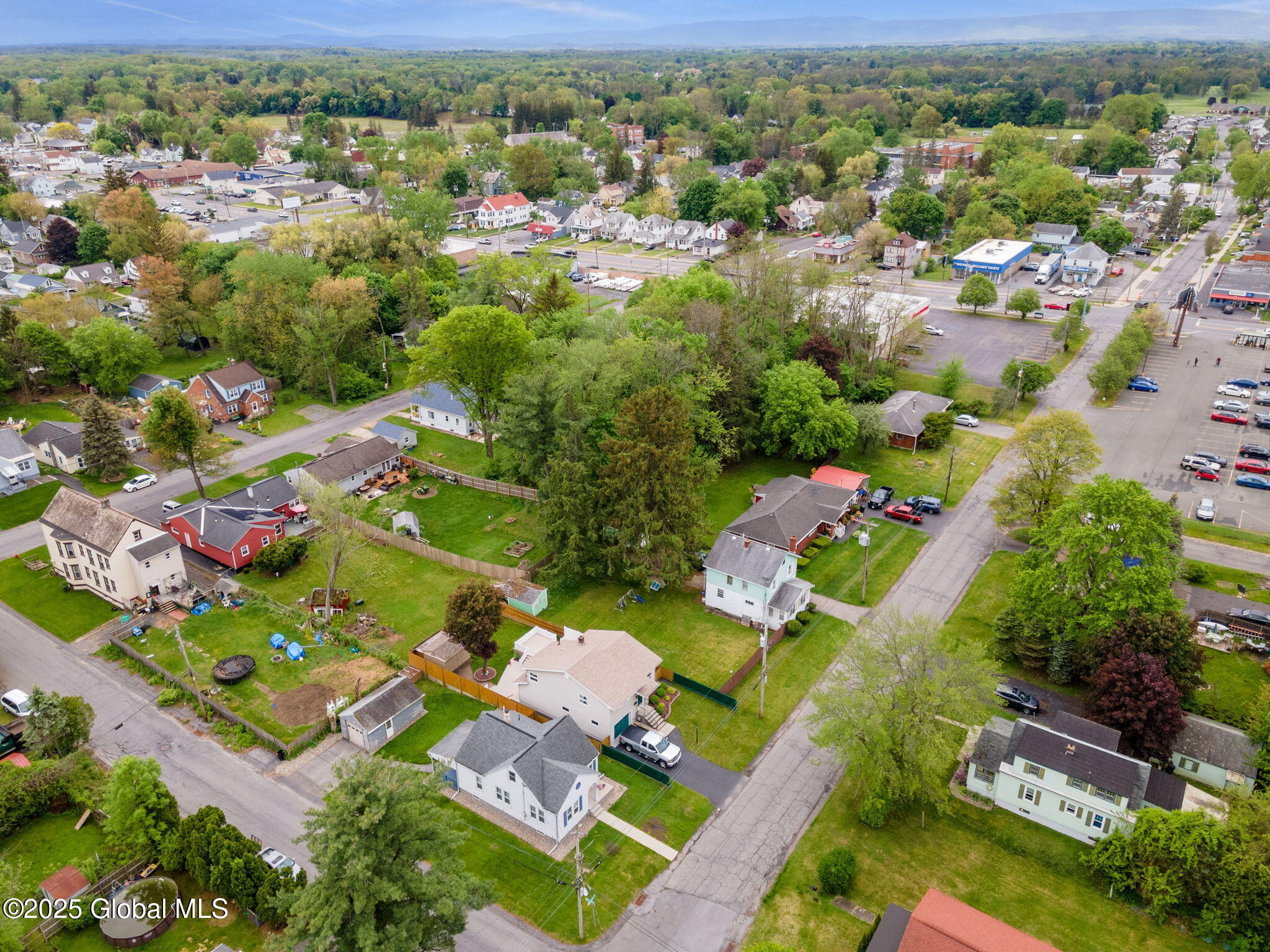 18 Fenwick Avenue, Schenectady, New York image 35