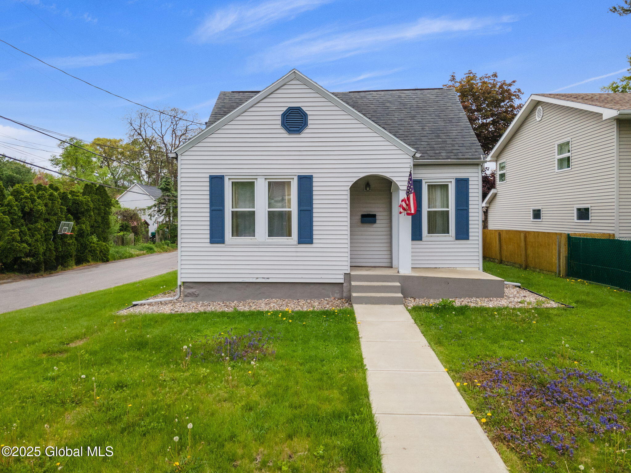 18 Fenwick Avenue, Schenectady, New York image 1