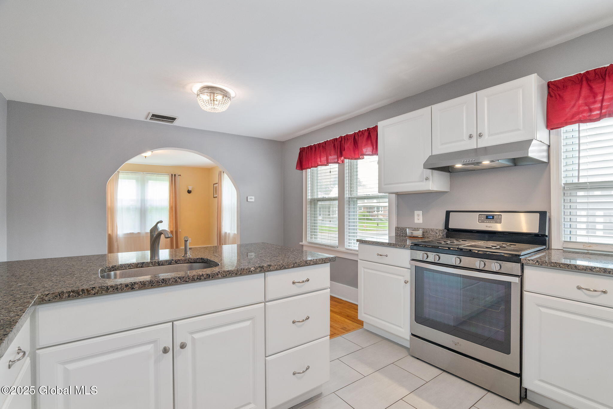 18 Fenwick Avenue, Schenectady, New York image 12