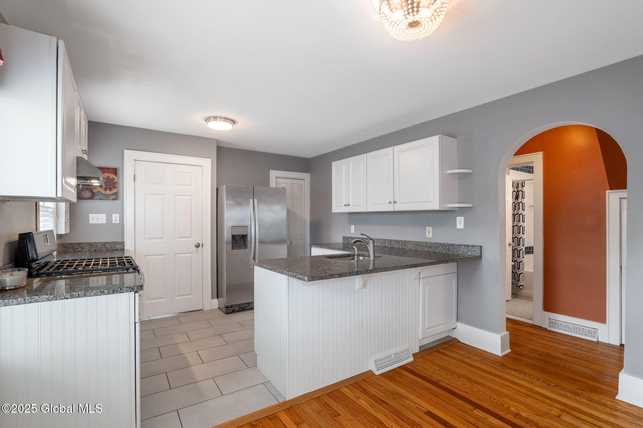 18 Fenwick Avenue, Schenectady, New York image 9