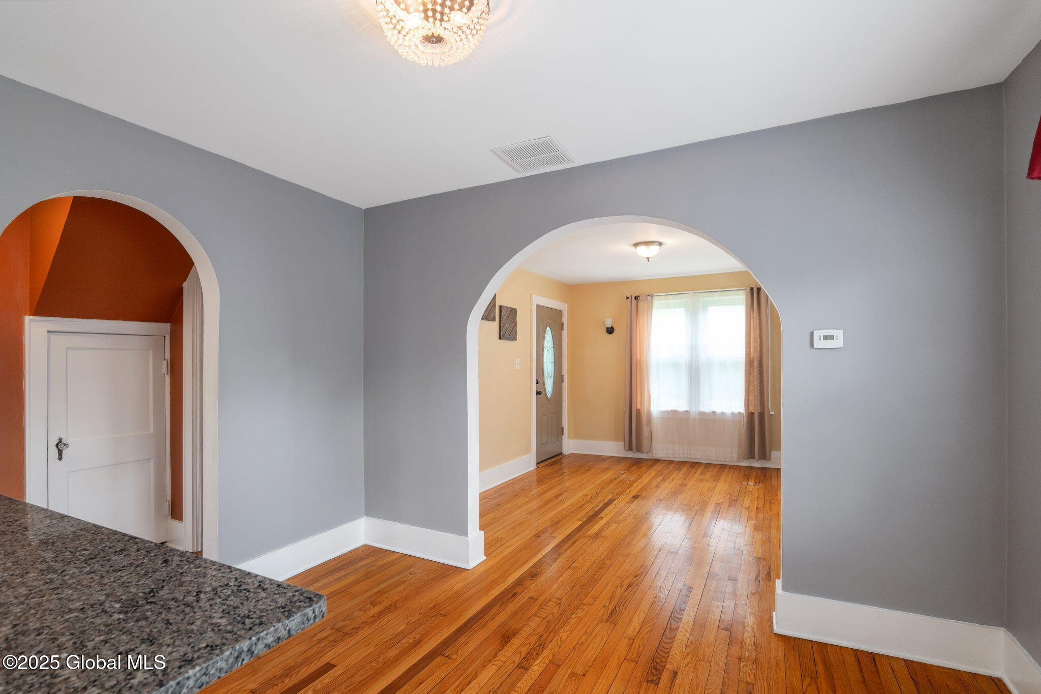 18 Fenwick Avenue, Schenectady, New York image 7