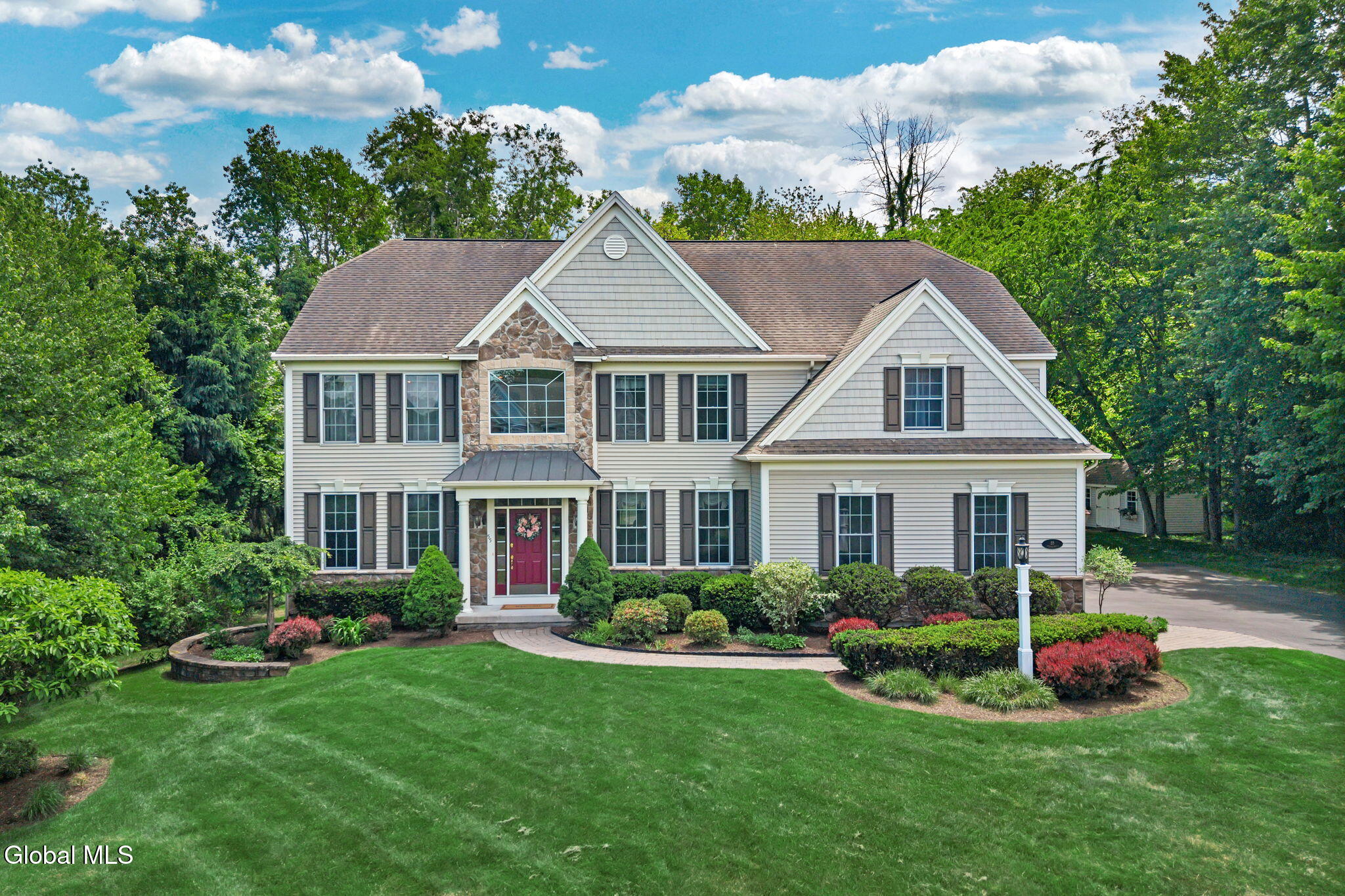 55 Outlook Drive South