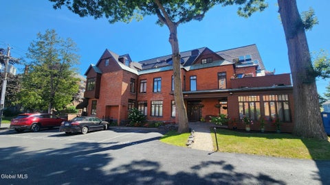 Condo For Rent - 106 Spring Street #APT 7<br/> Saratoga County, Saratoga Springs, NY 12866