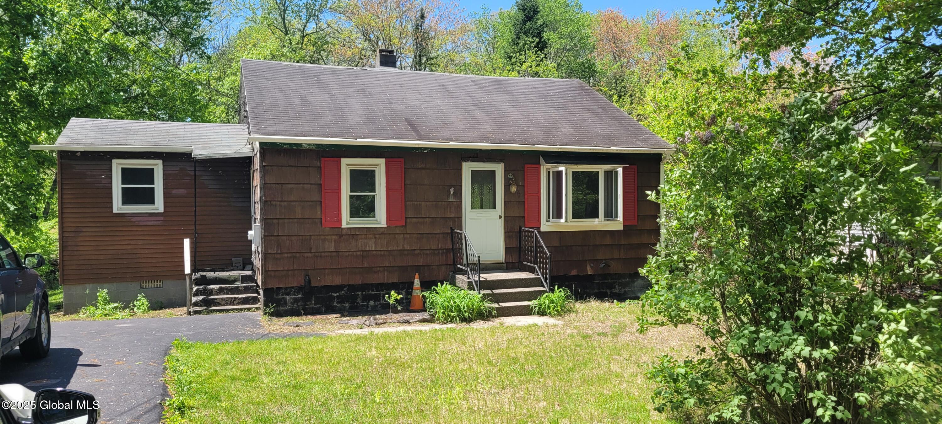 995 River Road, Selkirk, New York image 1
