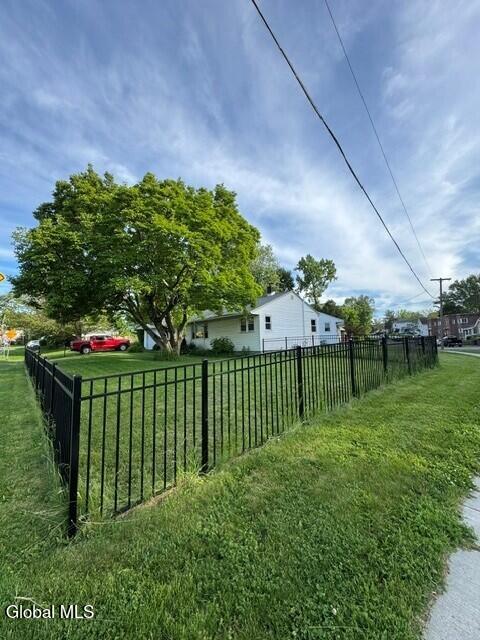 62 Glenwood Street
