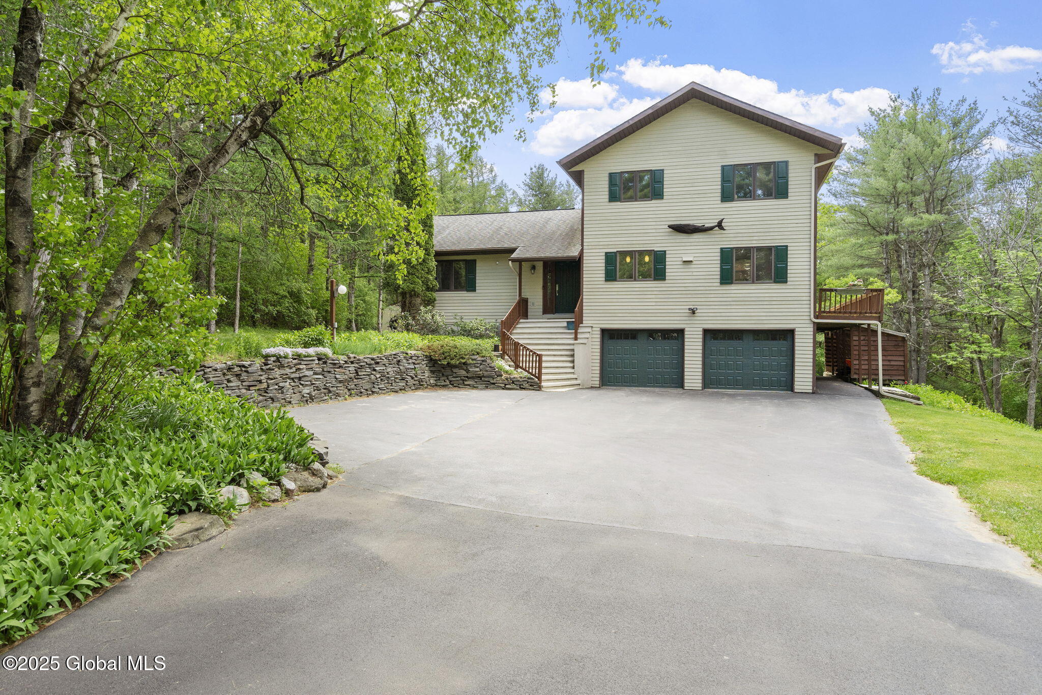 6175 Hawes Road, Altamont, New York image 1