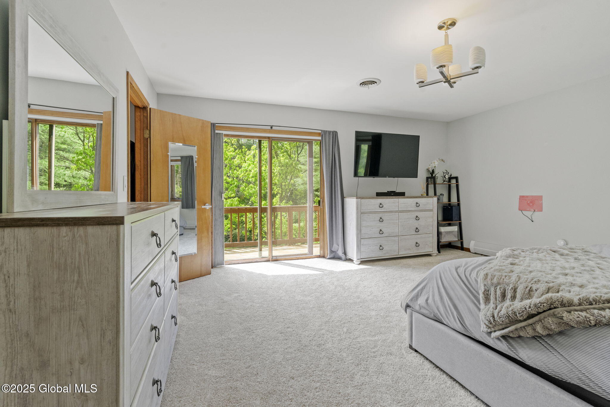 6175 Hawes Road, Altamont, New York image 38