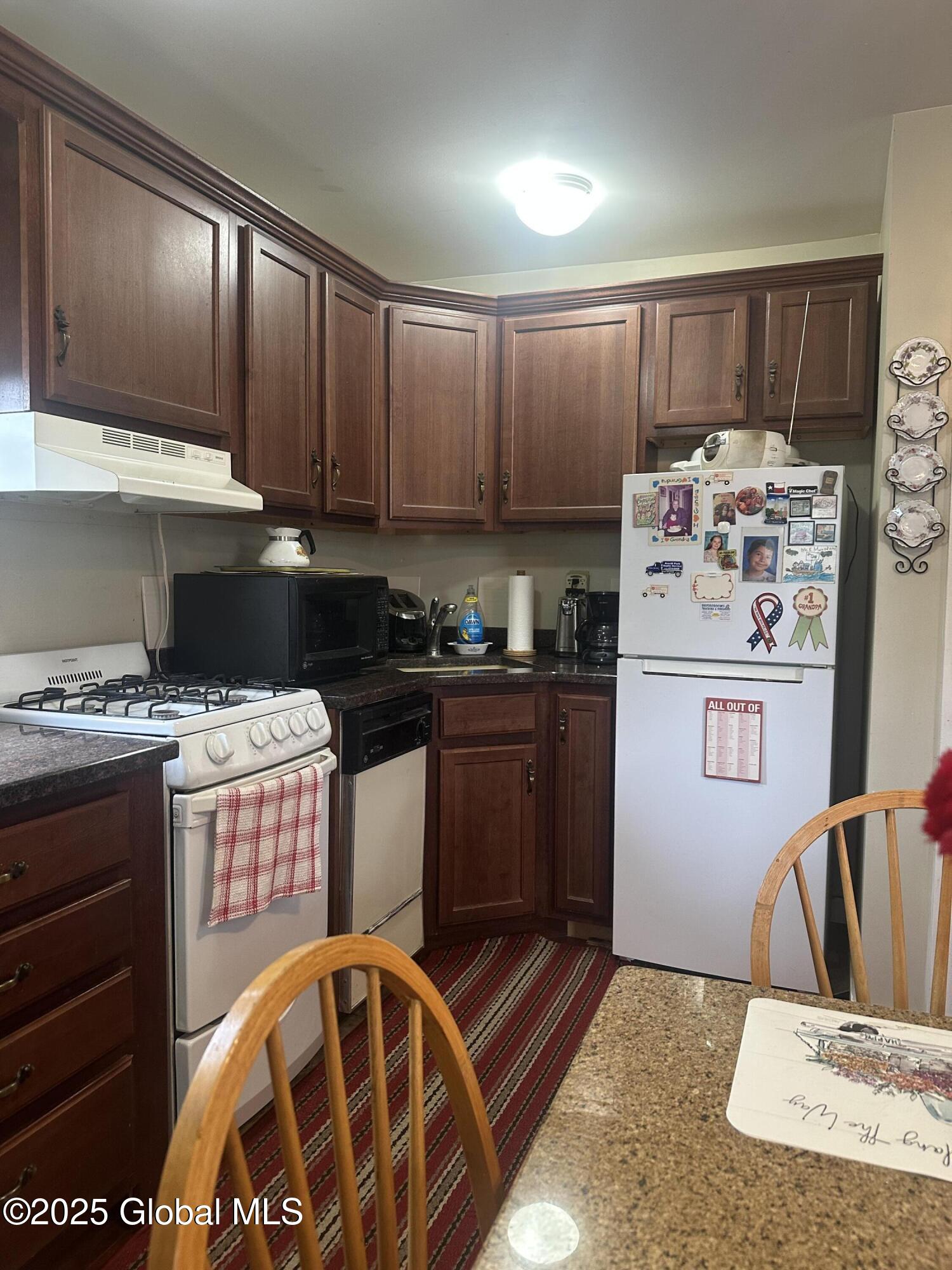 1 Willard Street, Hoosick Falls, New York image 19