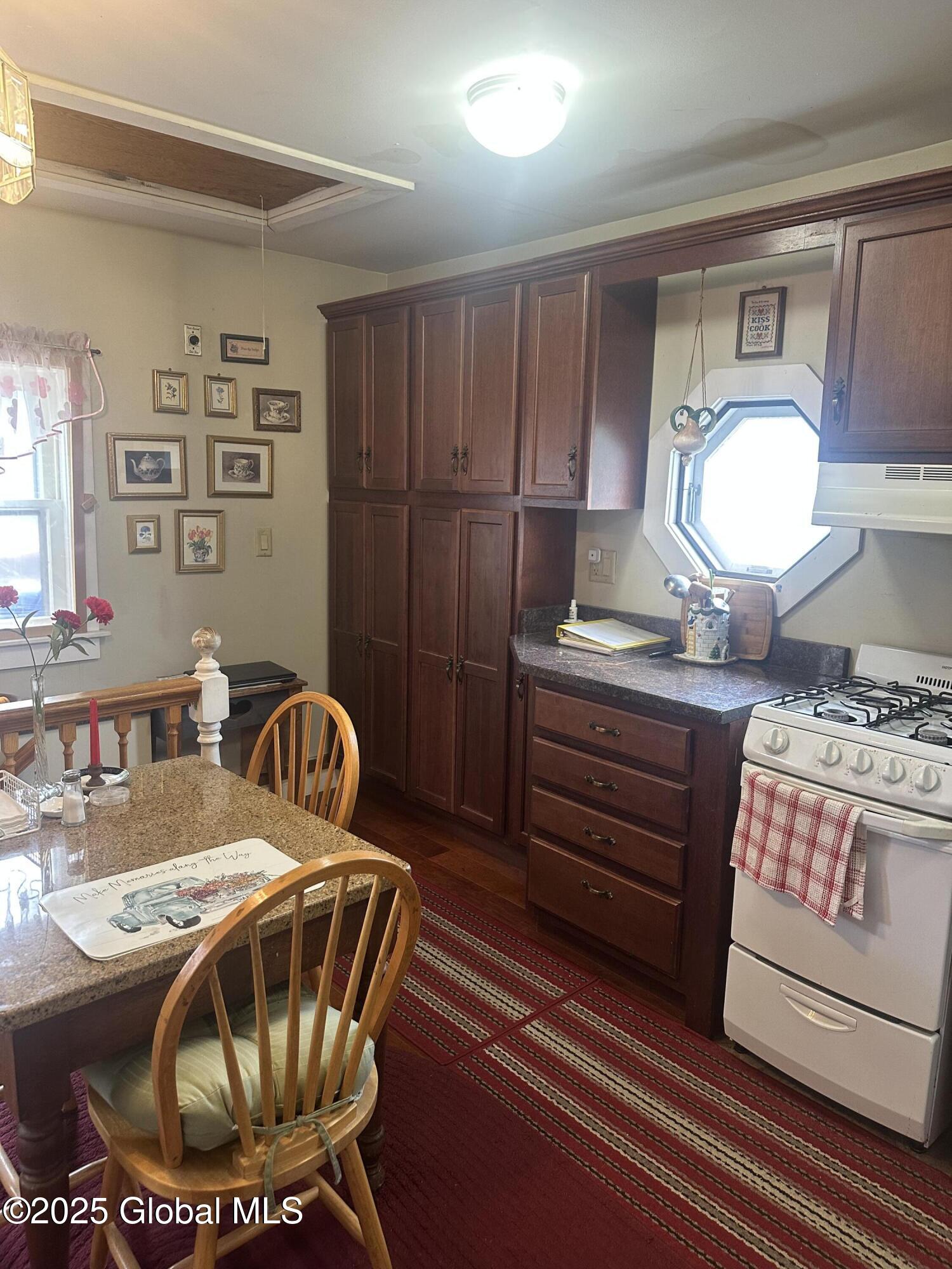 1 Willard Street, Hoosick Falls, New York image 21