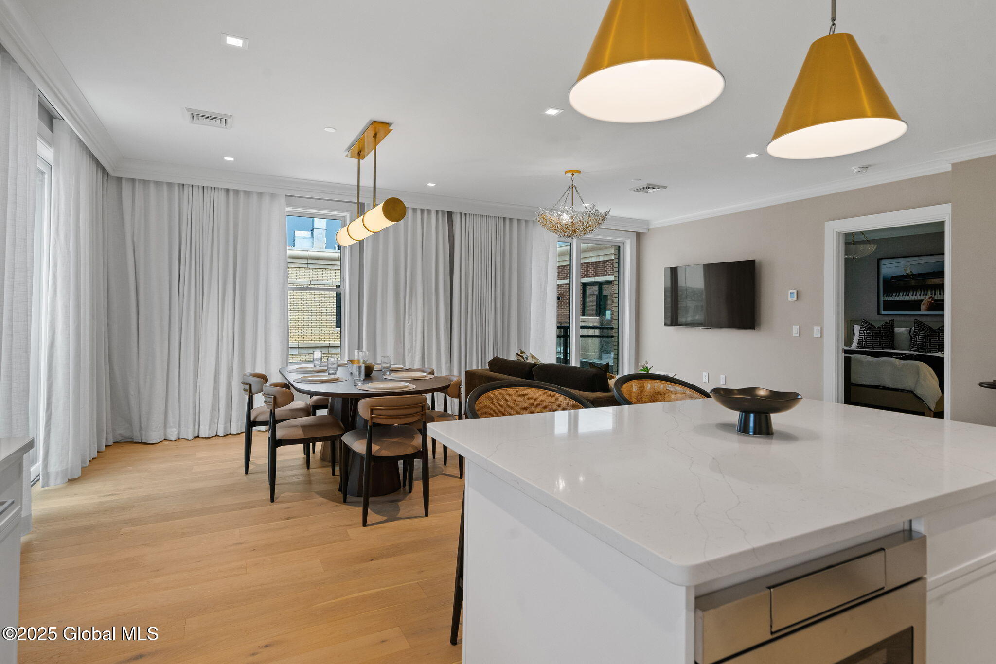 19 Washington Street 558 I