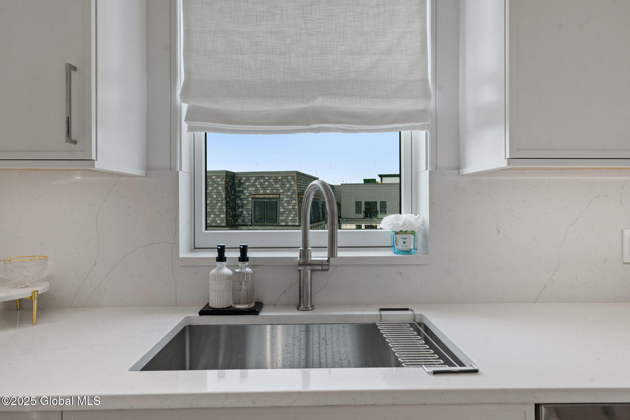 19 Washington Street 558 I