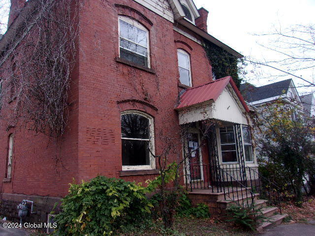 515 16th Street, Watervliet, New York image 4