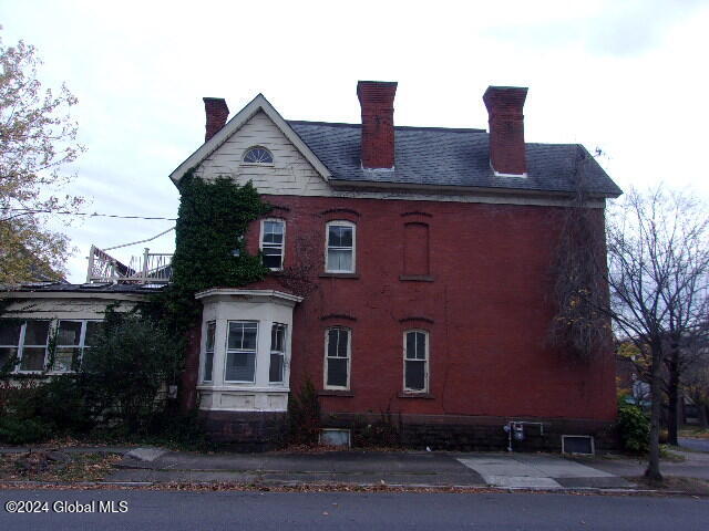 515 16th Street, Watervliet, New York image 3