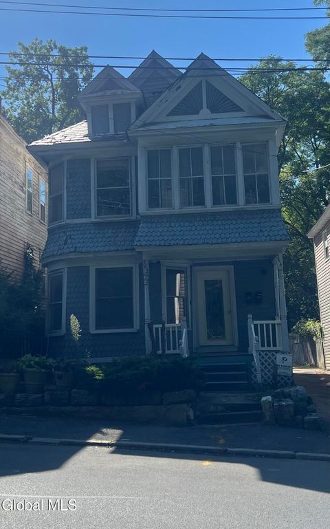 Photo of 562 Crane Street, Schenectady, NY 12303 (MLS # 202525351)