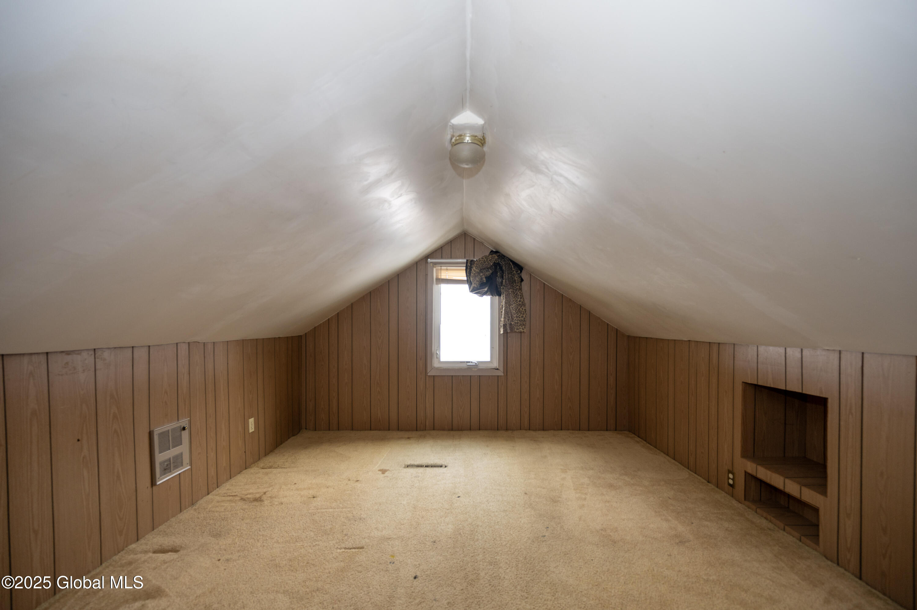 33 Pershing Drive, Scotia, New York image 9