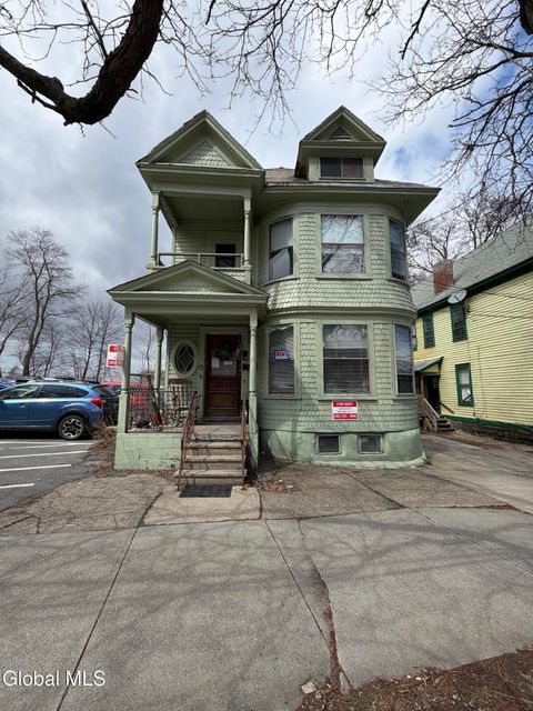 Photo of 318 Georgetta Dix Plaza Plz, Schenectady, NY 12307 (MLS # 202614888)