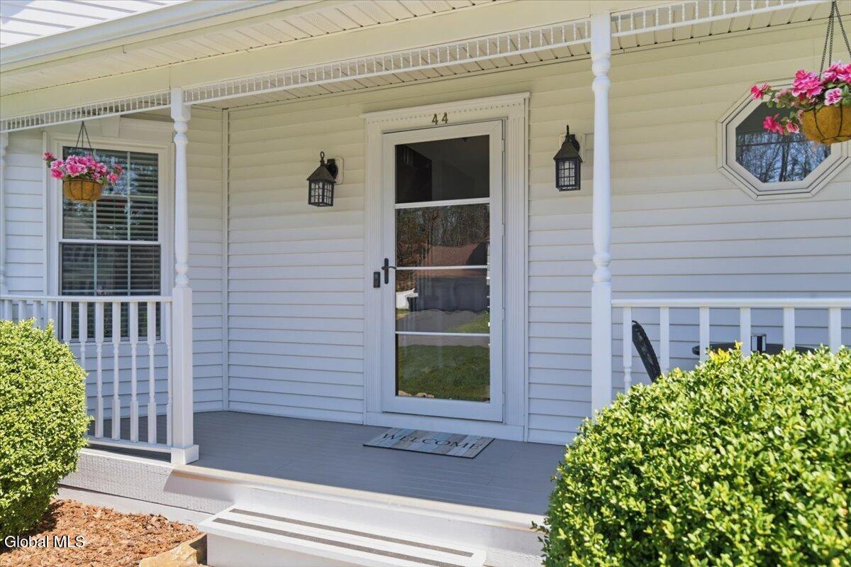 44 Whitney Road South