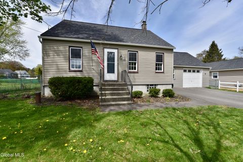 Photo of 10 Koon Street, Wynantskill, NY 12198 (MLS # 202616071)