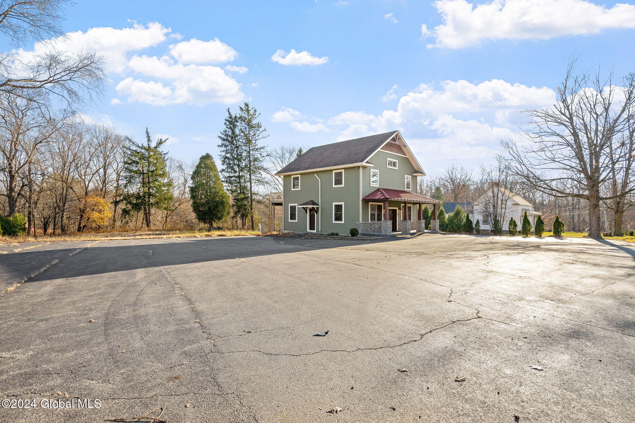 658 Saratoga Road, Schenectady, New York image 43