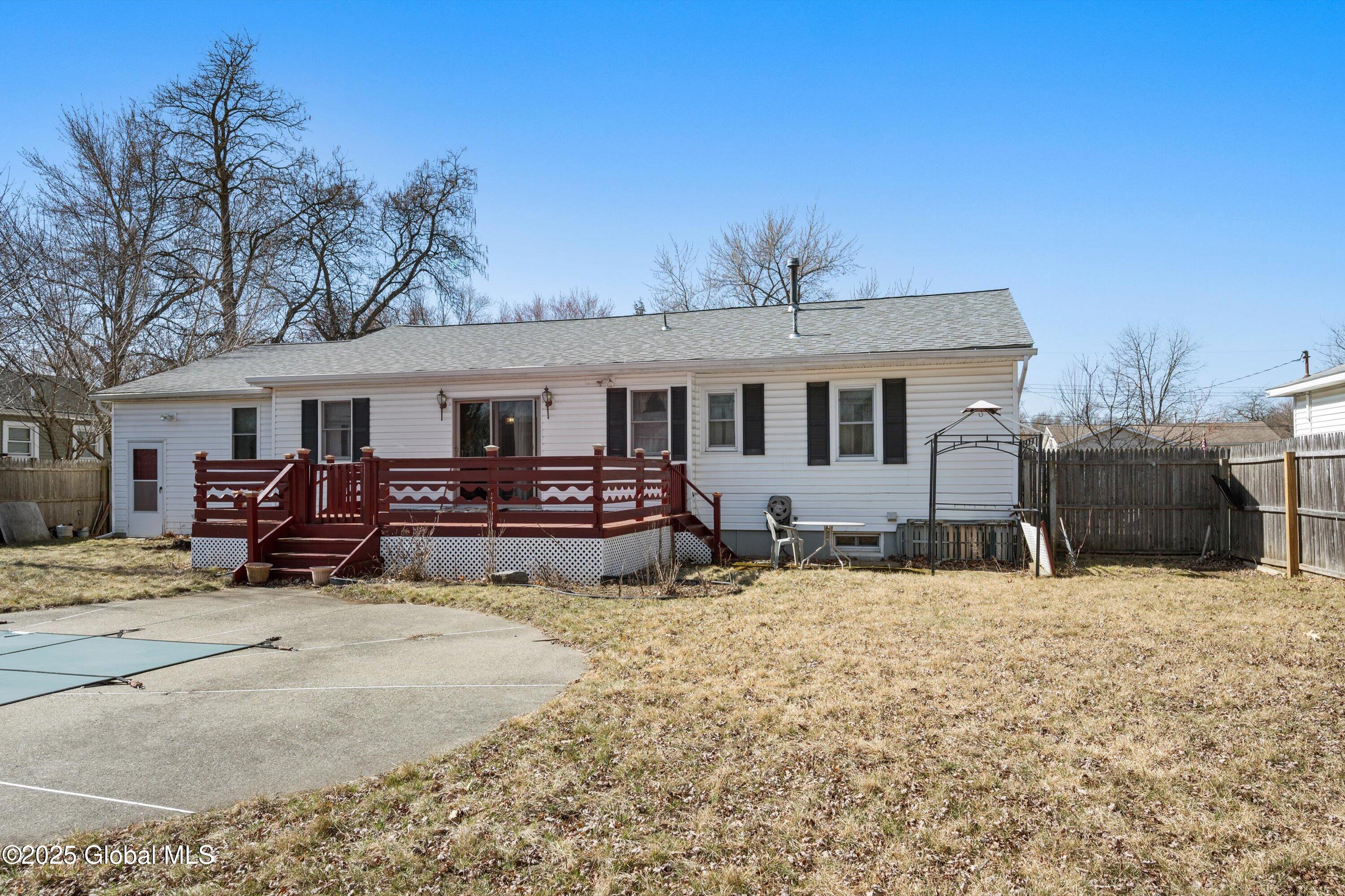 16 Linton Avenue, Colonie, New York image 37