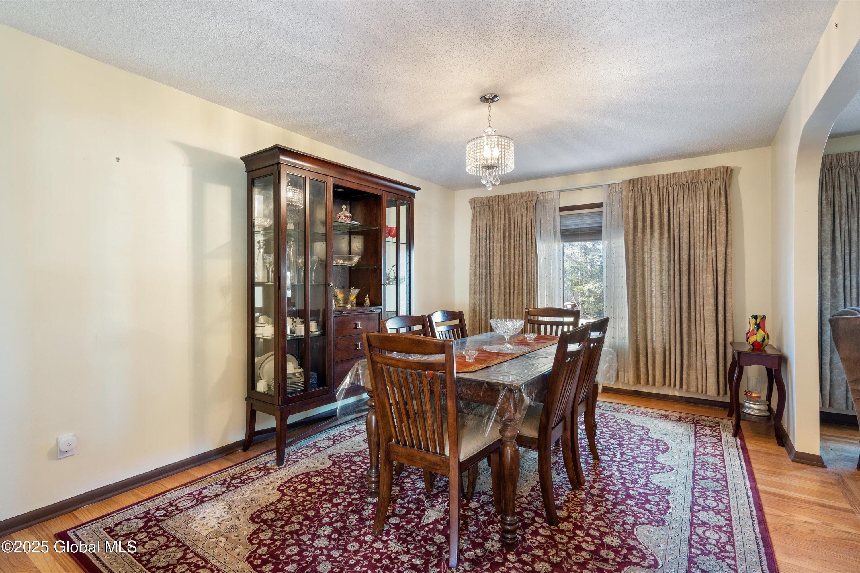 16 Linton Avenue, Colonie, New York image 15