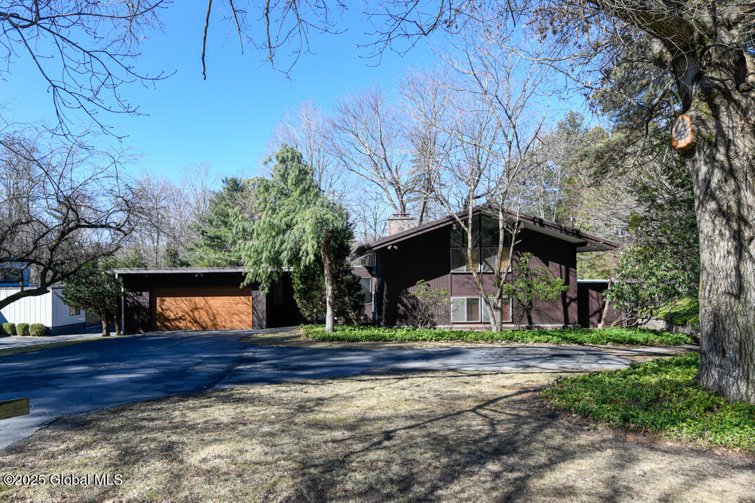13 Oxford Road, Troy, New York image 3