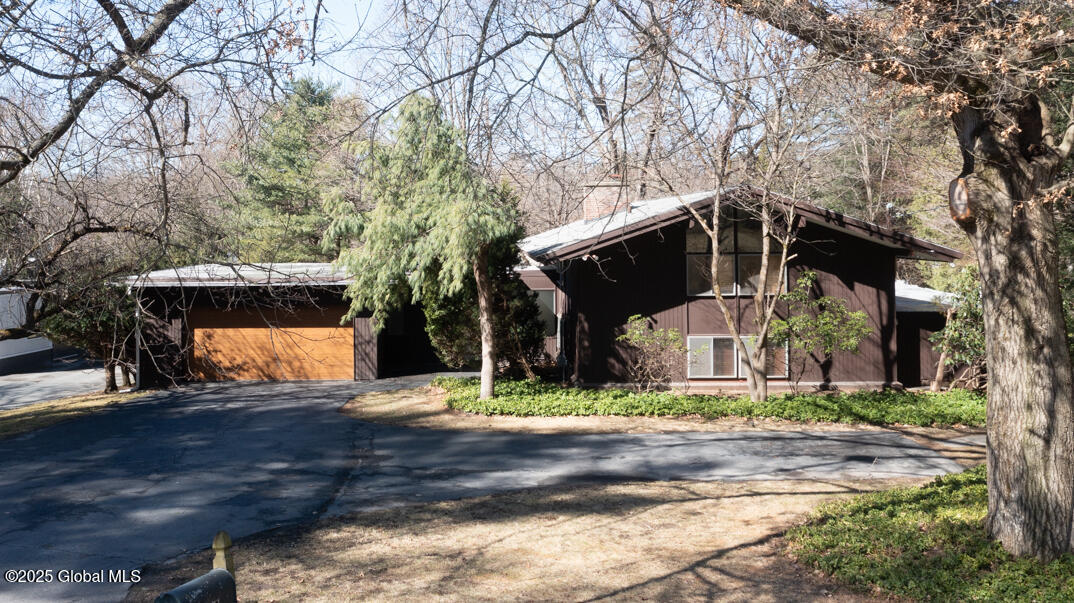 13 Oxford Road, Troy, New York image 5