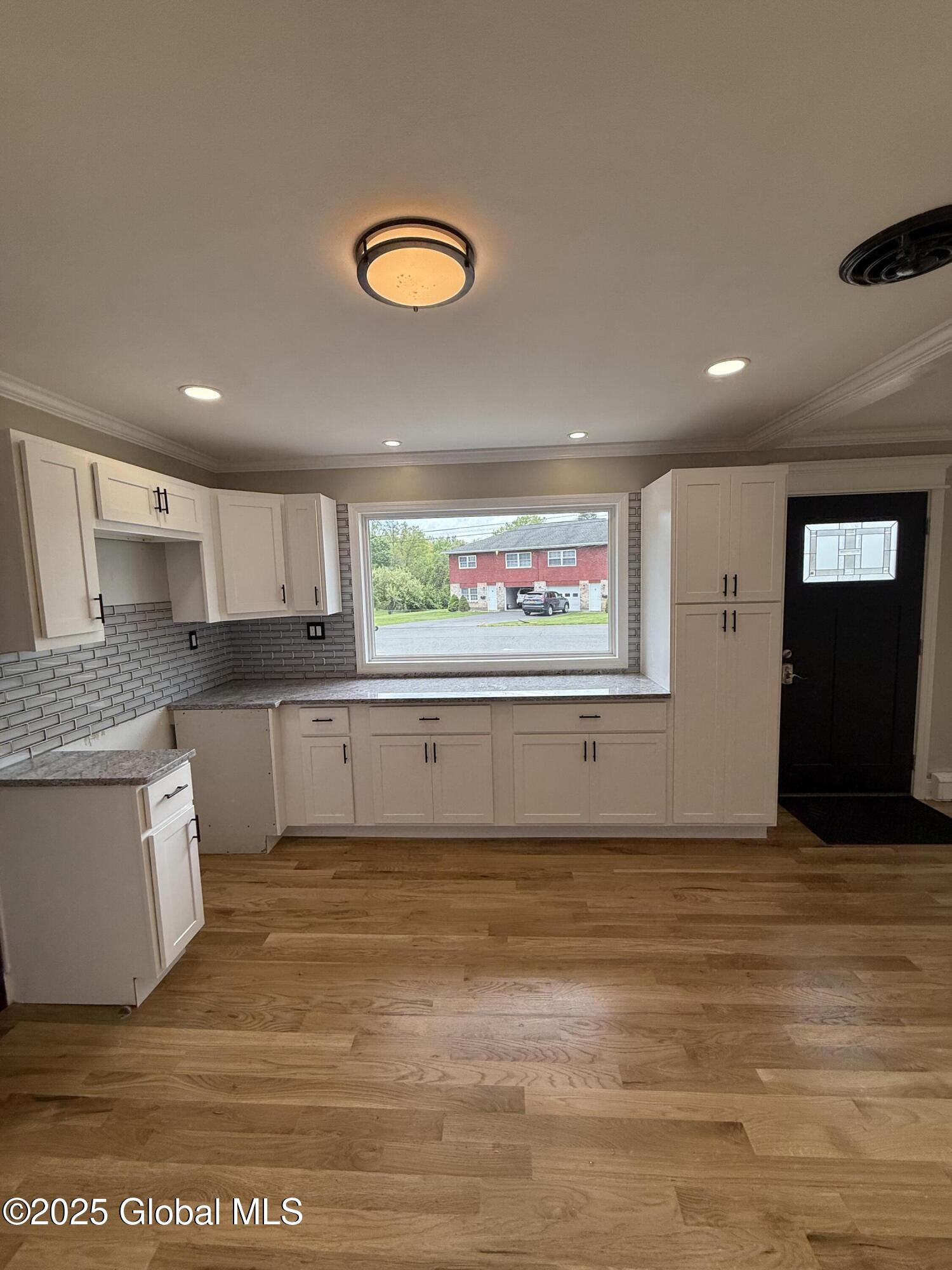 23 Anthony Lane, Albany, New York image 5