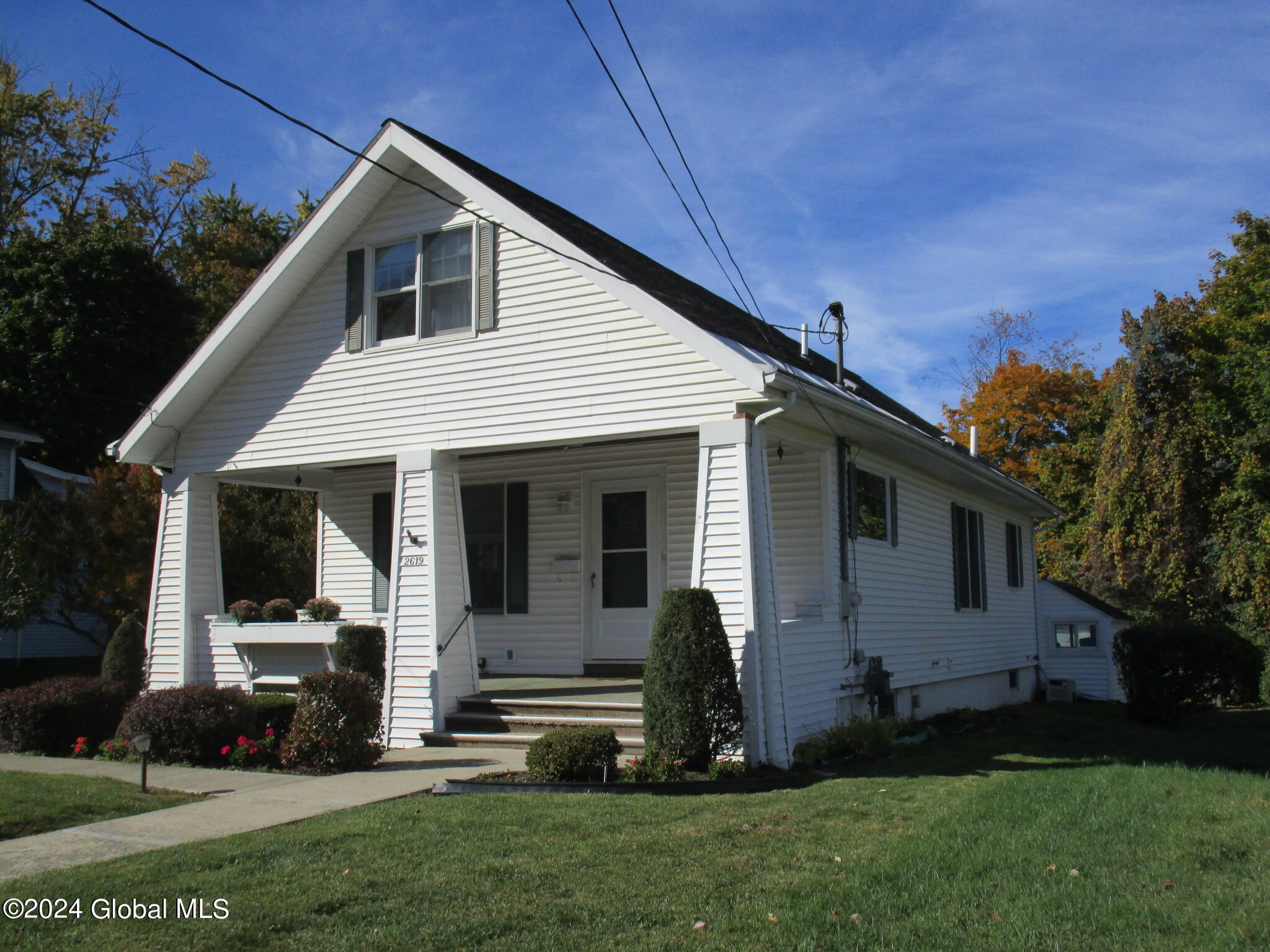 2619 Lavin Court, Troy, New York image 3