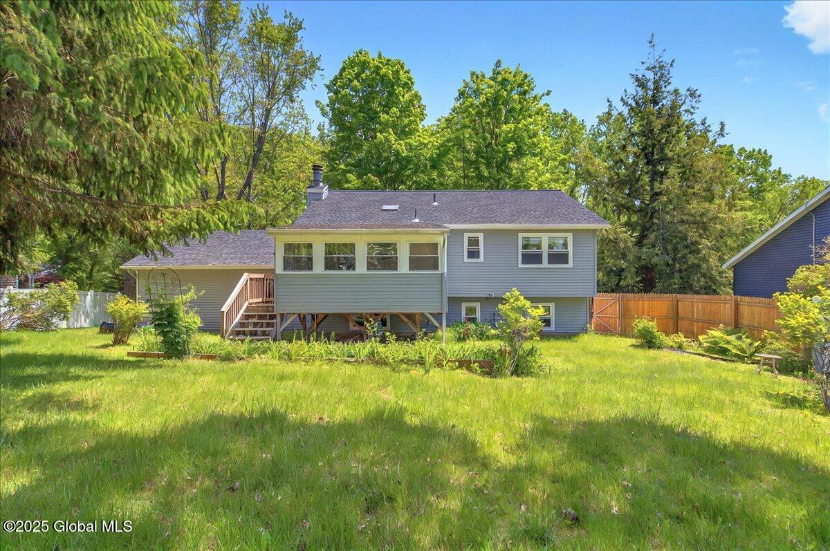 72 Algonquin Road, Clifton Park, New York image 6
