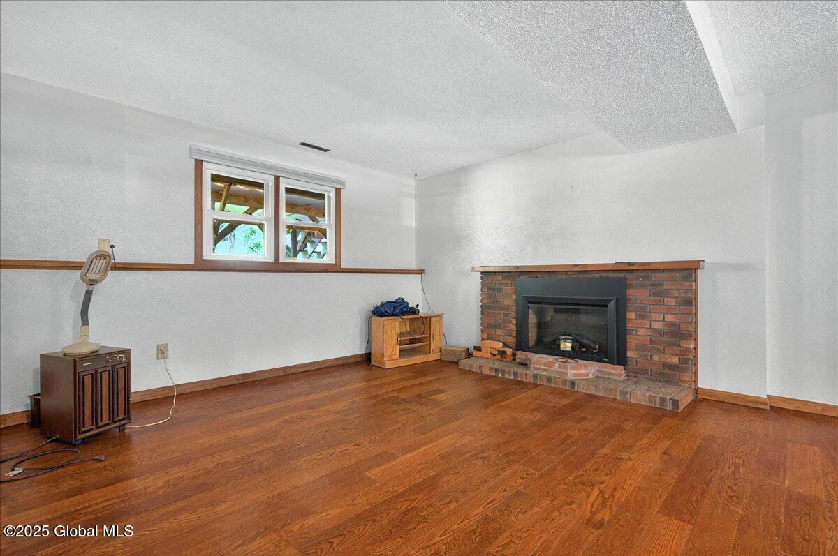 72 Algonquin Road, Clifton Park, New York image 19