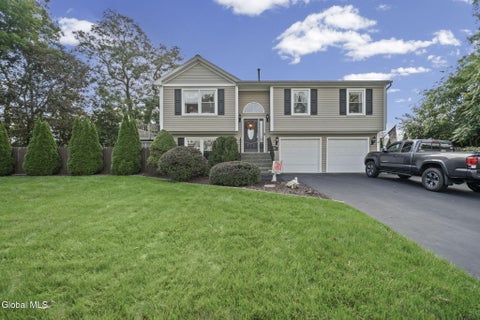 Photo of 145 Shirley Drive, Schenectady, NY 12304 (MLS # 202626393)