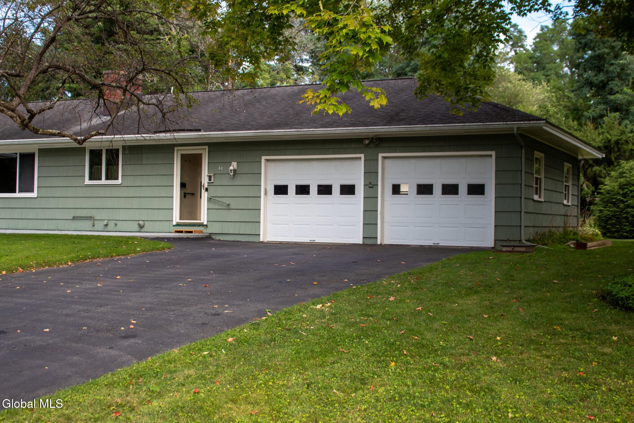 44 Meadowview Road Road