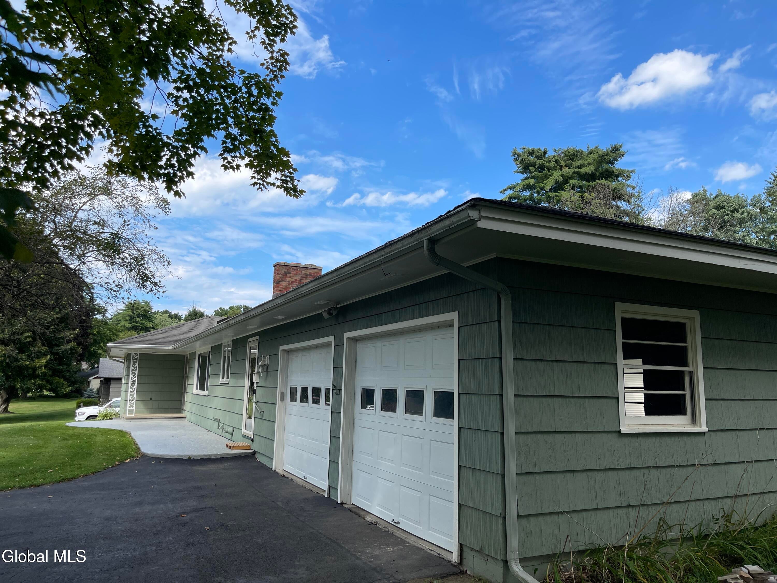 44 Meadowview Road Road