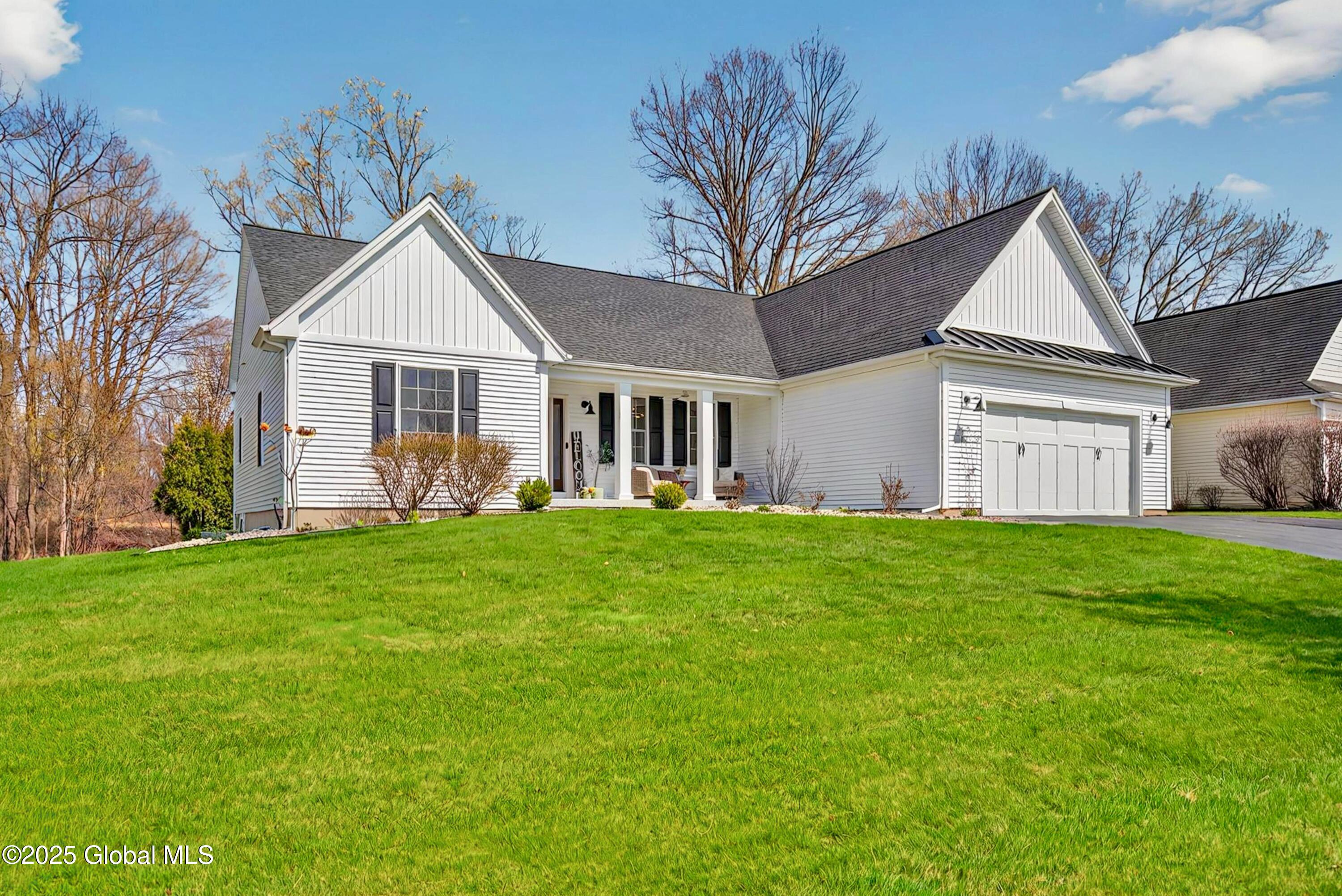 15 Highview Way, Mechanicville, New York image 2