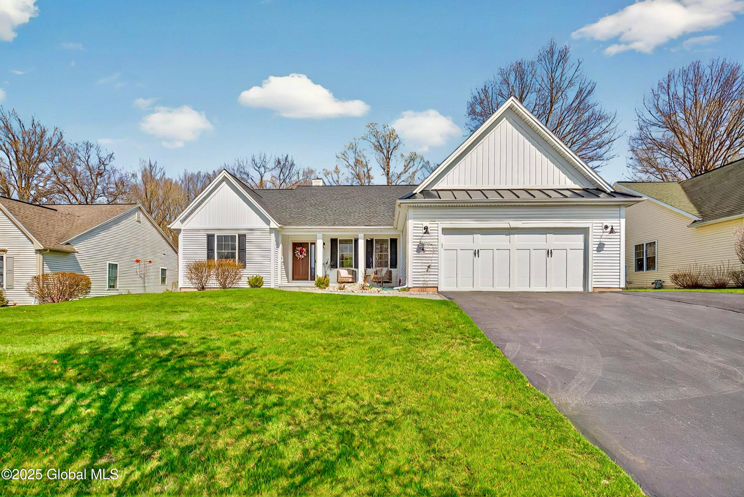 15 Highview Way, Mechanicville, New York image 3