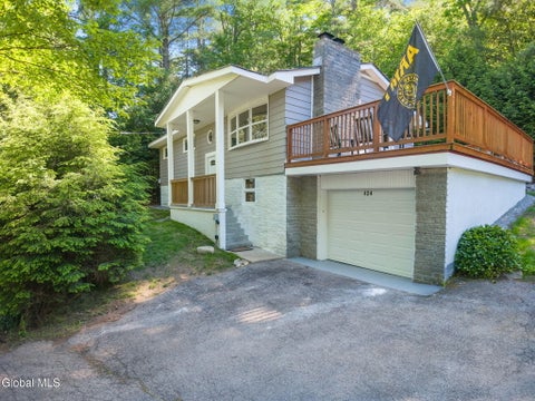Photo for 424 Lake Avenue