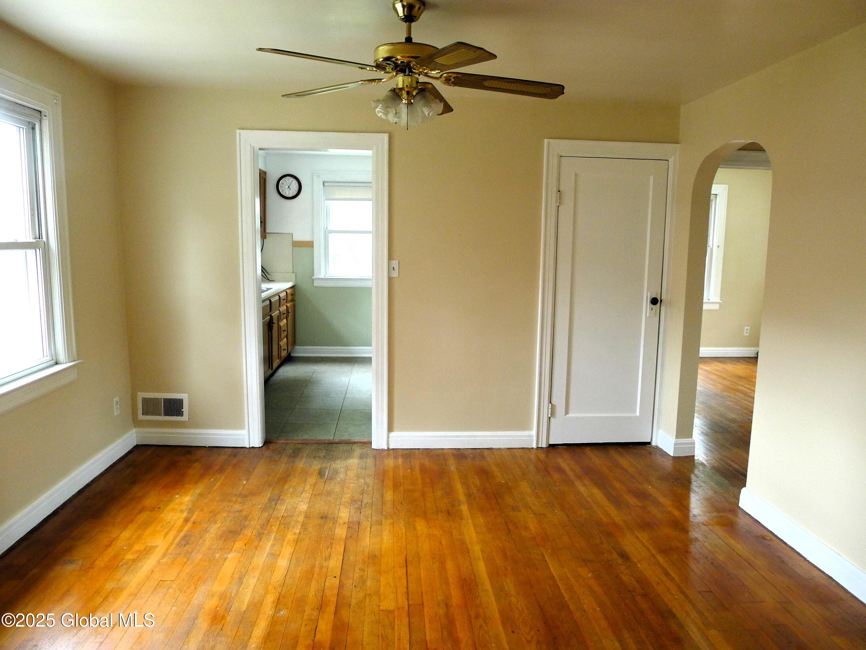 188 Exchange Street, Albany, New York image 14