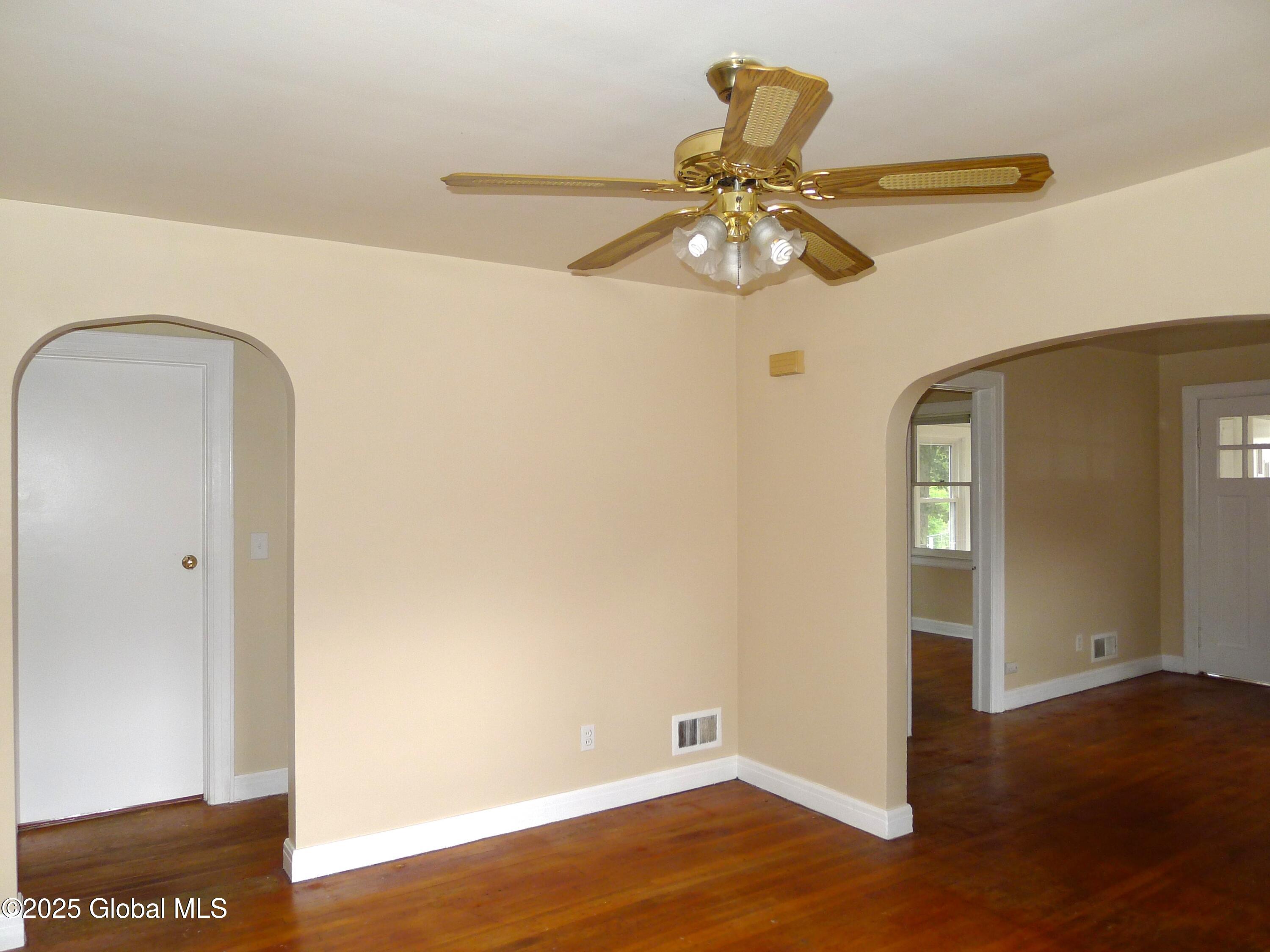 188 Exchange Street, Albany, New York image 19