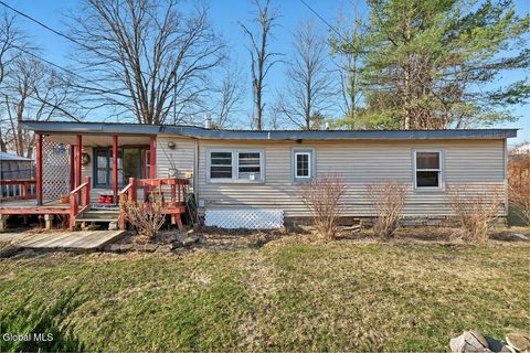 Homes For Sale - 89 Morris Road<br/> Albany County, Schenectady, NY 12304