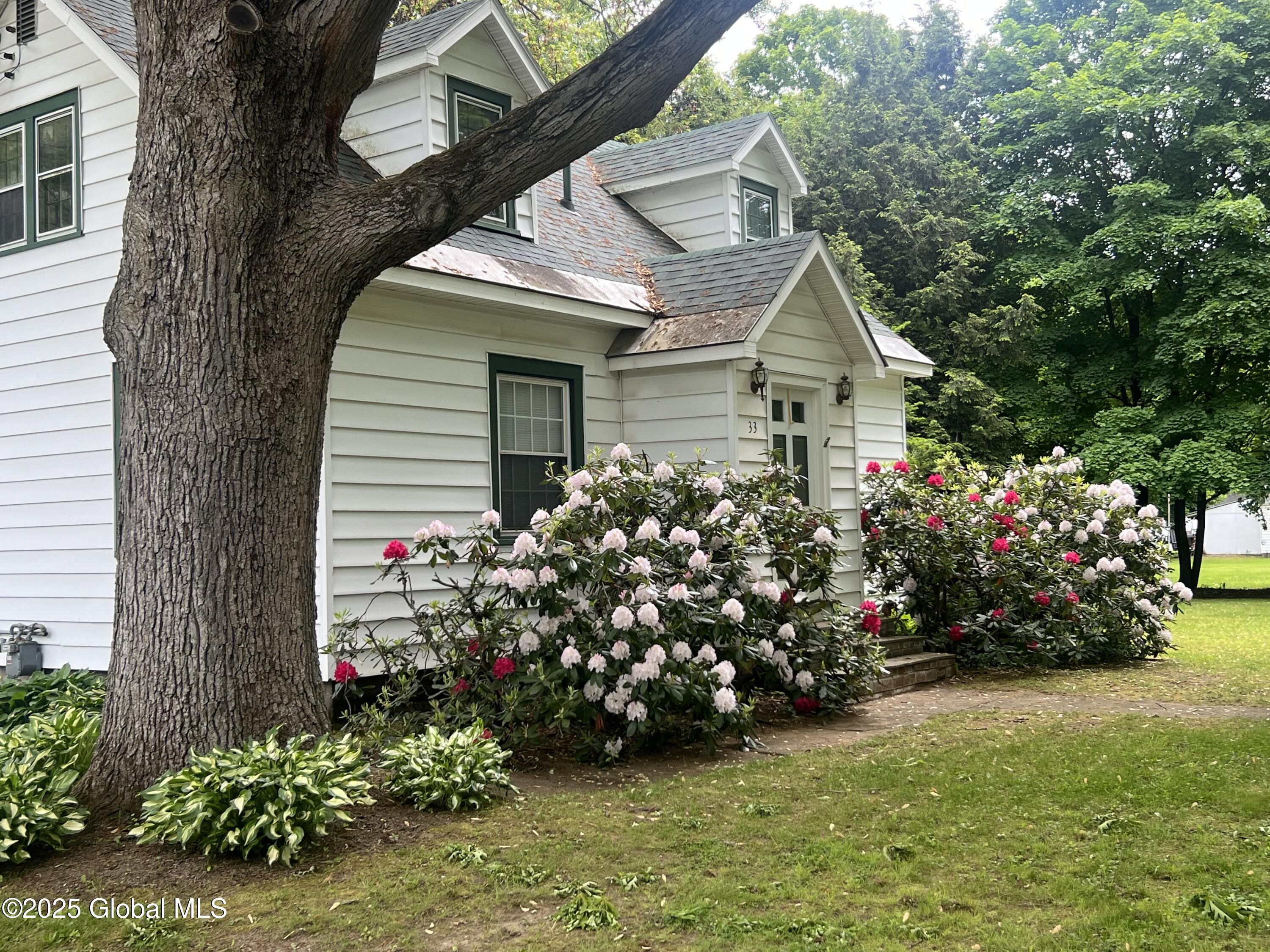31 & 33 Thomas Avenue, Hudson Falls, New York image 5